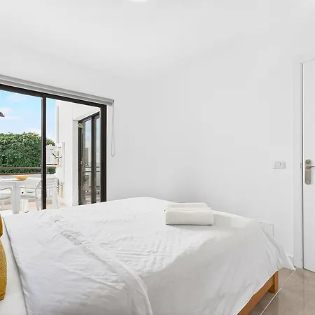 Beachfront First Line Modern With Ac Playa de las Americas (Tenerife)