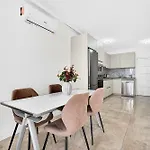 Lägenhet Beachfront First Line Modern With Ac